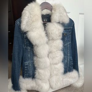 denim jacket with insulation and removable natural fox fur